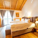 Landhaus Hotel Wolfratshausen 4* ヴォルフラーツハウゼン