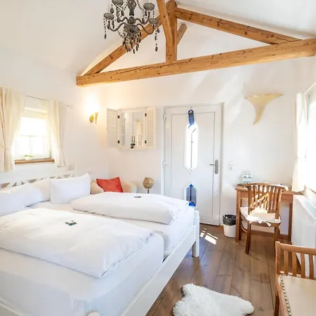 Otel Landhaus Hotel Wolfratshausen