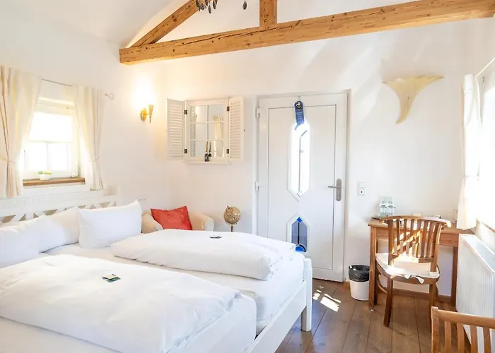 فندق Landhaus Hotel Wolfratshausen