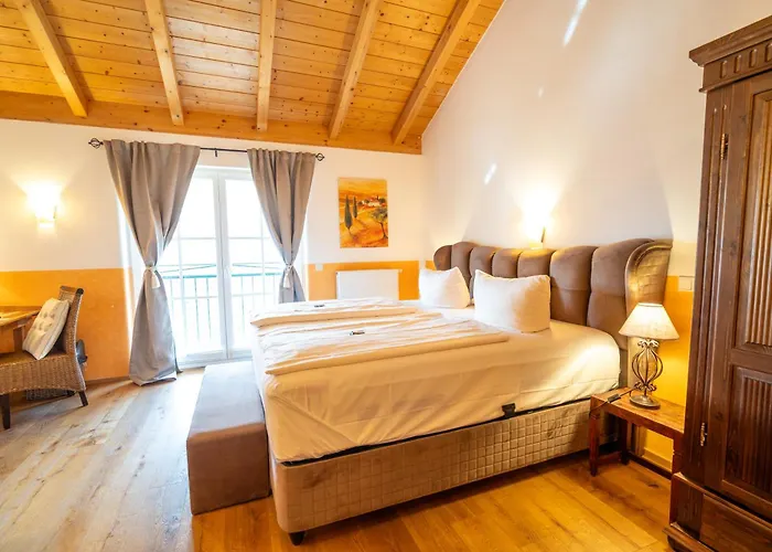 Landhaus Hotel Wolfratshausen 4* Wolfratshausen