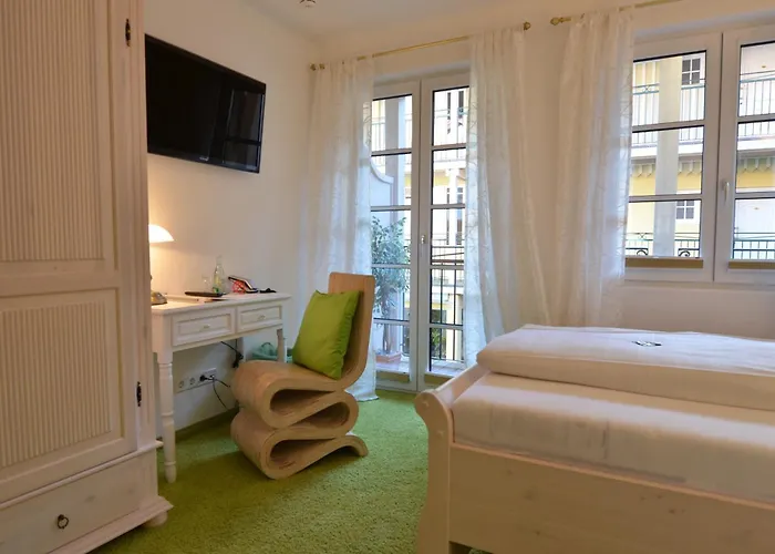 Landhaus Hotel Wolfratshausen فولفراتسهاوزن
