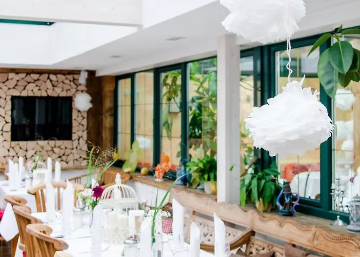فندق Landhaus Hotel Wolfratshausen