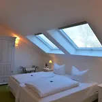 Ξενοδοχείο Landhaus Hotel Wolfratshausen 4*