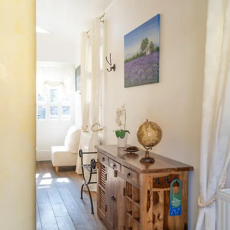 ホテル Landhaus Hotel Wolfratshausen 4*