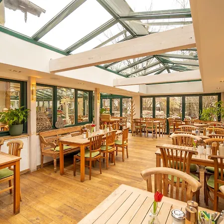 Hotel Landhaus Café Restaurant&Hotel 4*