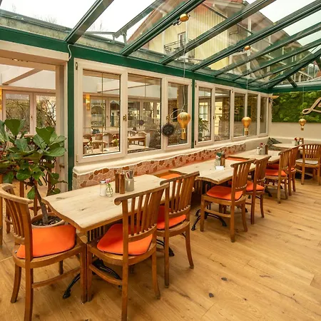 Landhaus Café Restaurant&Hotel Hotel 4*