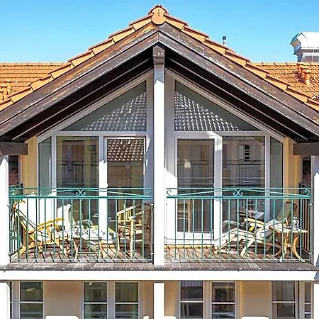 Landhaus Hotel Wolfratshausen ホテル