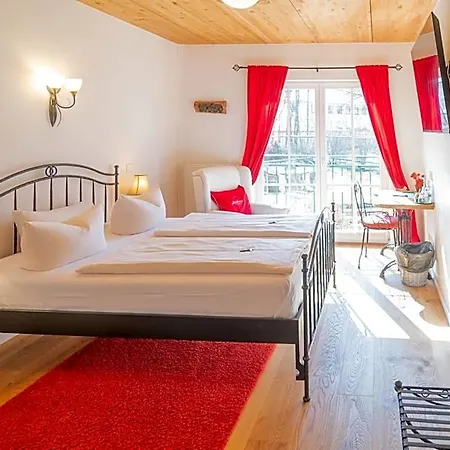 Landhaus Hotel Wolfratshausen Wolfratshausen