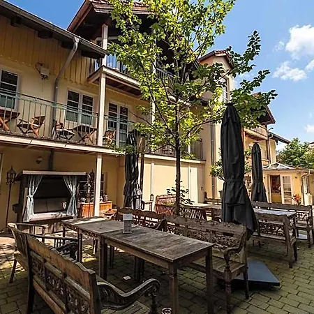 Landhaus Hotel Wolfratshausen Hotel