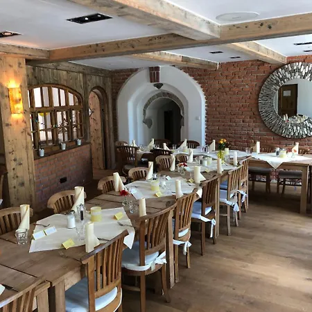 Landhaus Hotel Wolfratshausen Hotel 4*