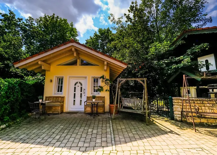 Landhaus Hotel Wolfratshausen Отель