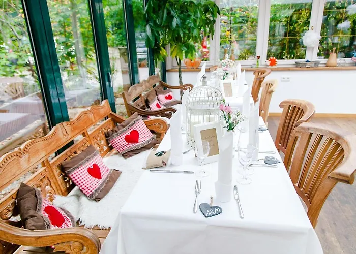 Landhaus Hotel Wolfratshausen Отель