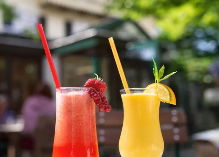 Landhaus Hotel Wolfratshausen Отель Вольфратсхаузен